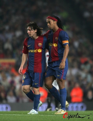 阿森纳0-0利物浦！枪手7连胜终结仍6分领跑英超 红军3连平+0射正