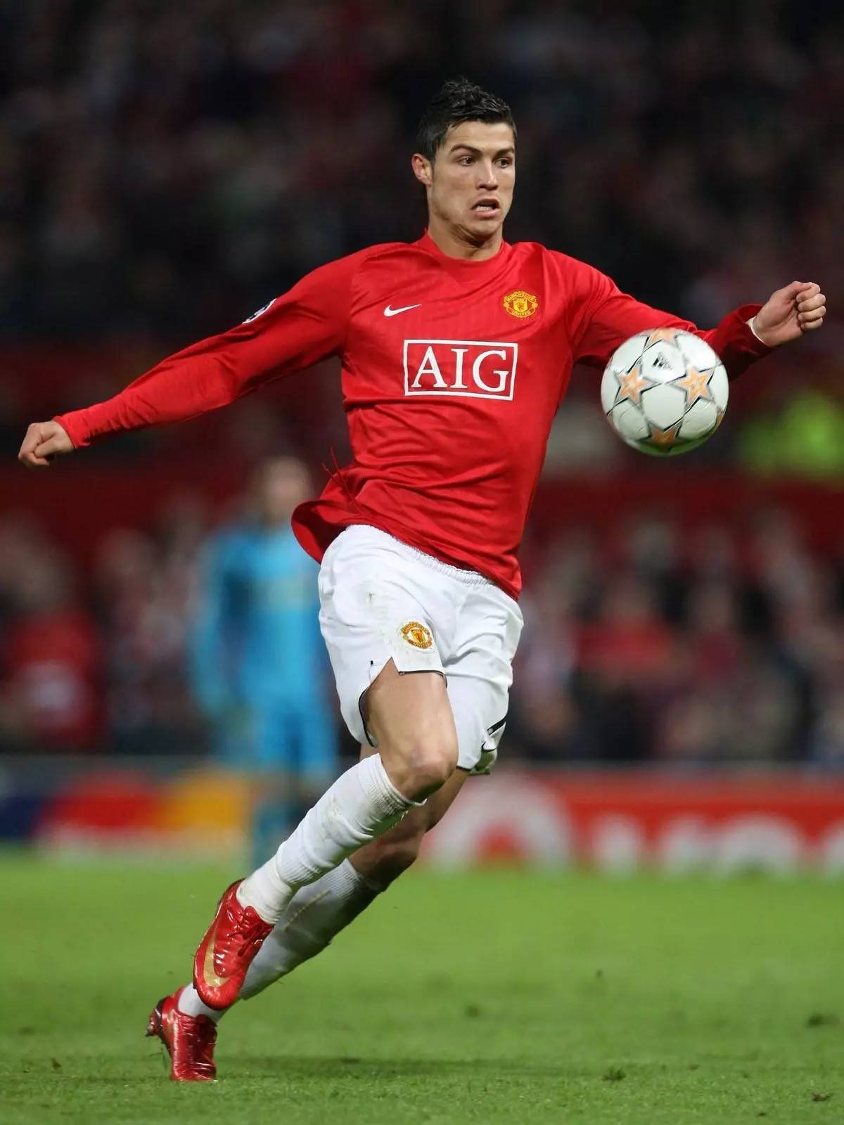 太阳报：威尔科克斯告知曼联球员赛季目标是欧冠