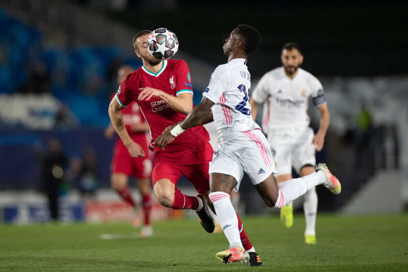 [中超]张玉宁头球摆渡 法比奥跟进打门得手