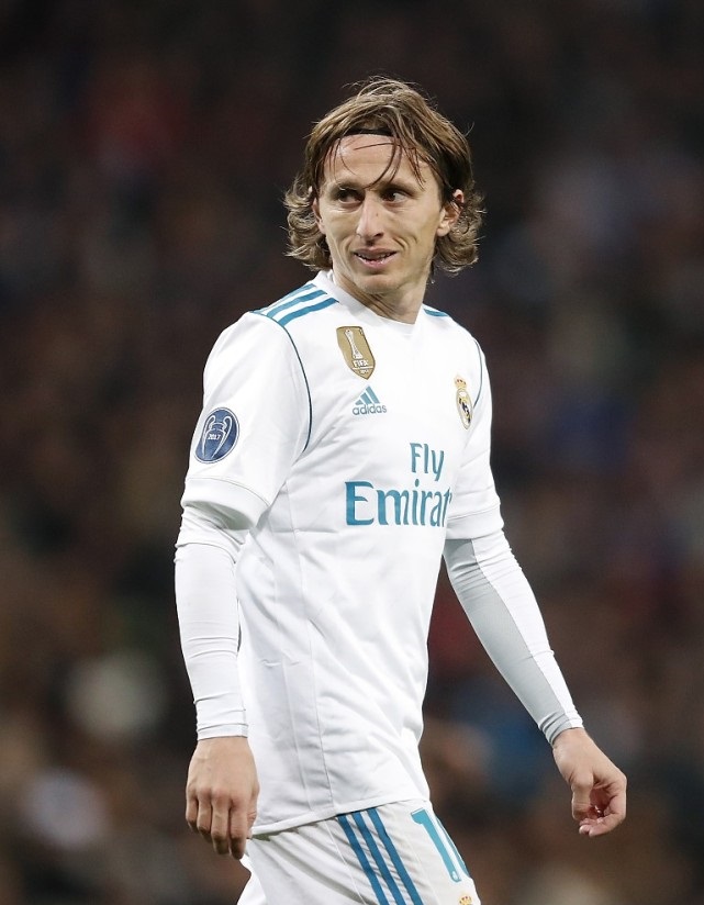 古斯塔沃双响 上海海港6-2苏州东吴晋级足协杯16强